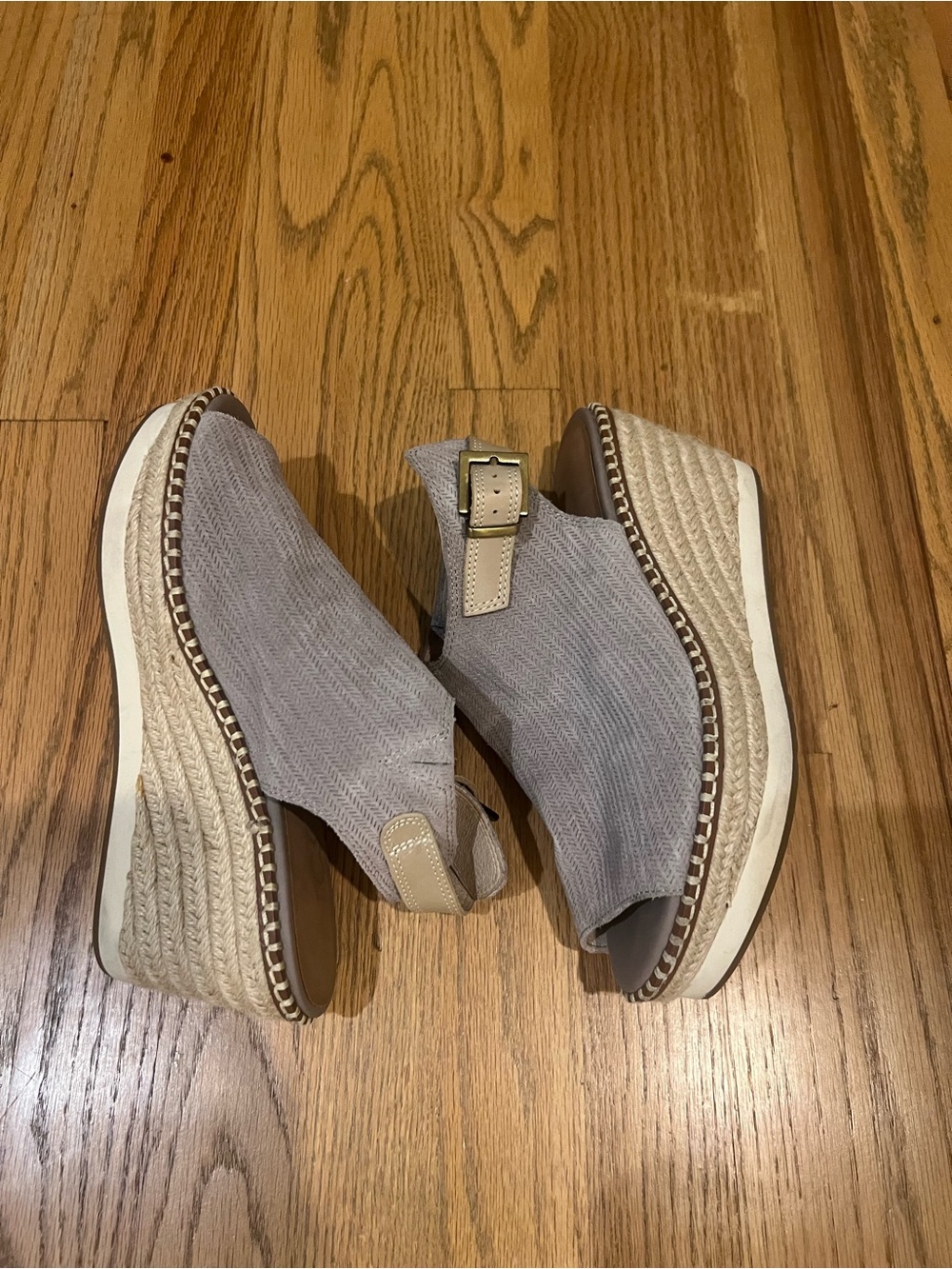 Nicole by Nicole Miller Gray Open-Toe Espadrille Wedge Sandals